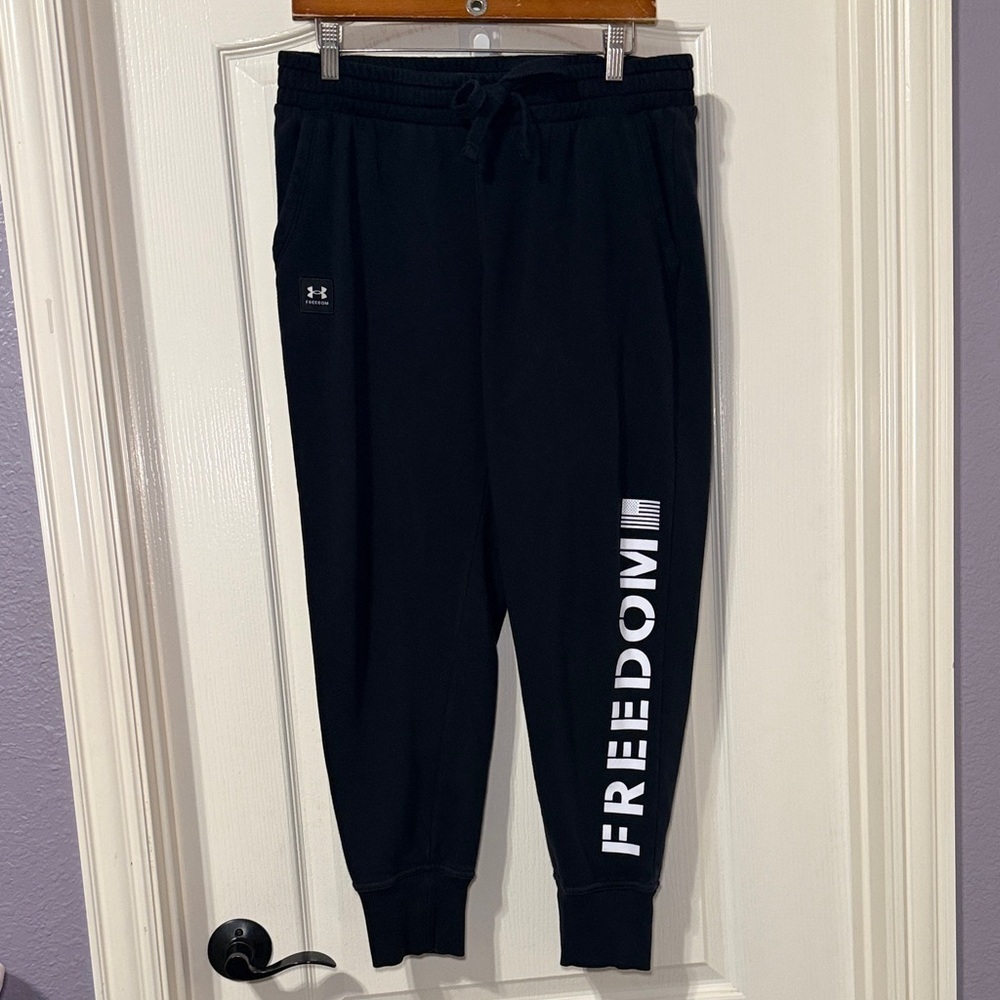 Under Armour Men's Freedom Logo Rival Joggers Size Large NWOT